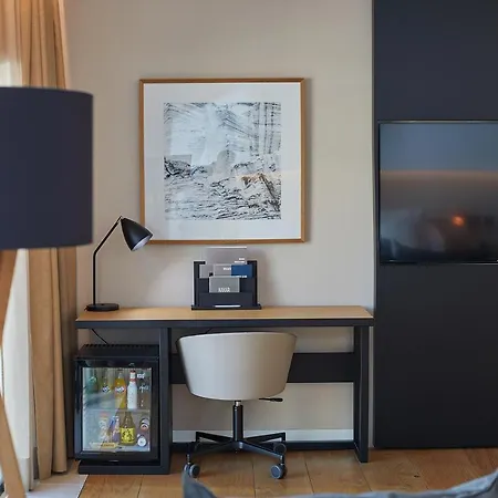 Otel Nakar 4*