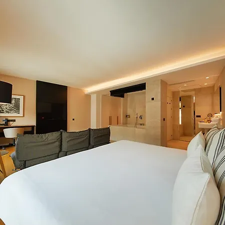 Otel Nakar 4*