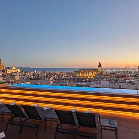 Nakar Hotel 4*